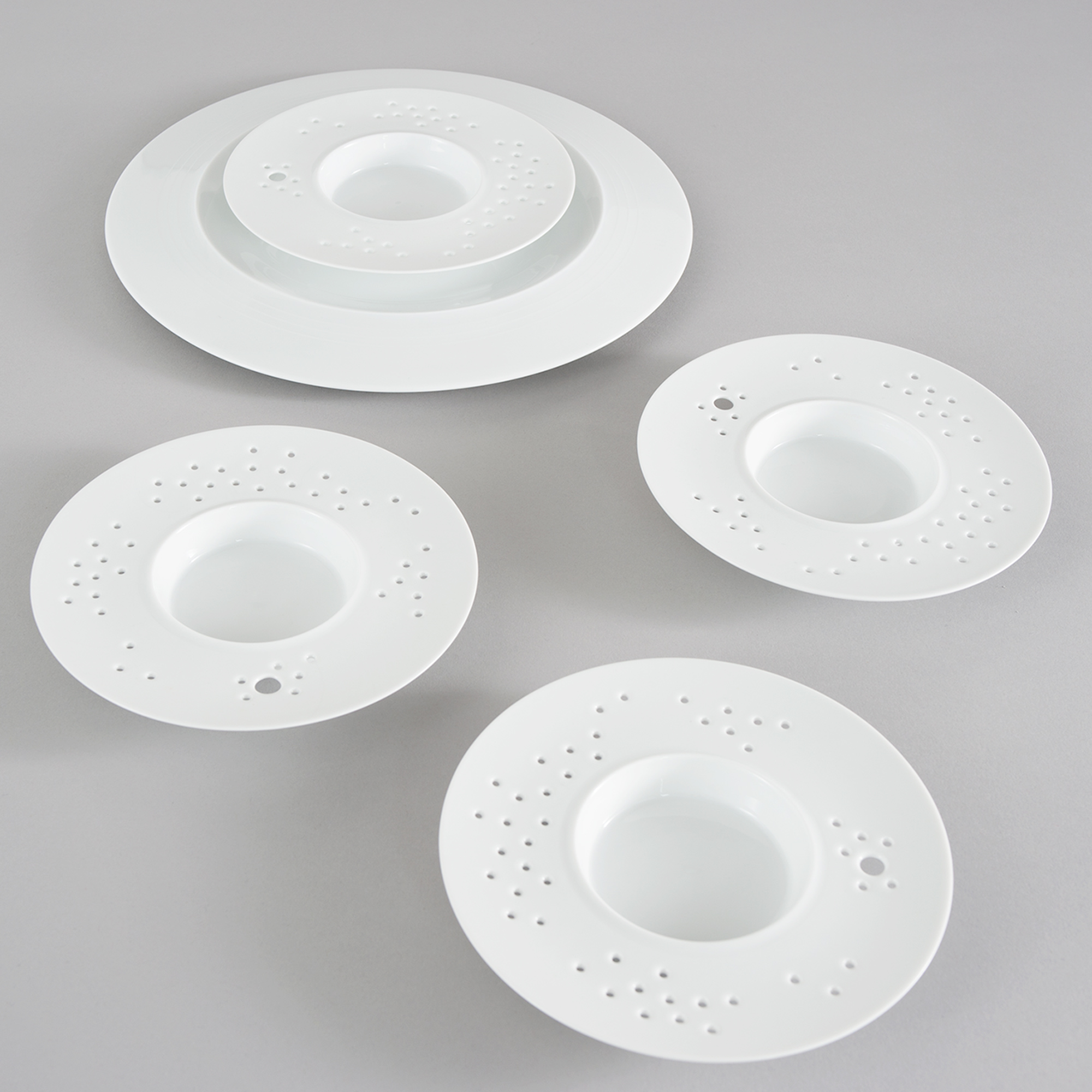 RESTAURANT GUY SAVOY Assiette vapeur Porcelaine Design : ... 2014