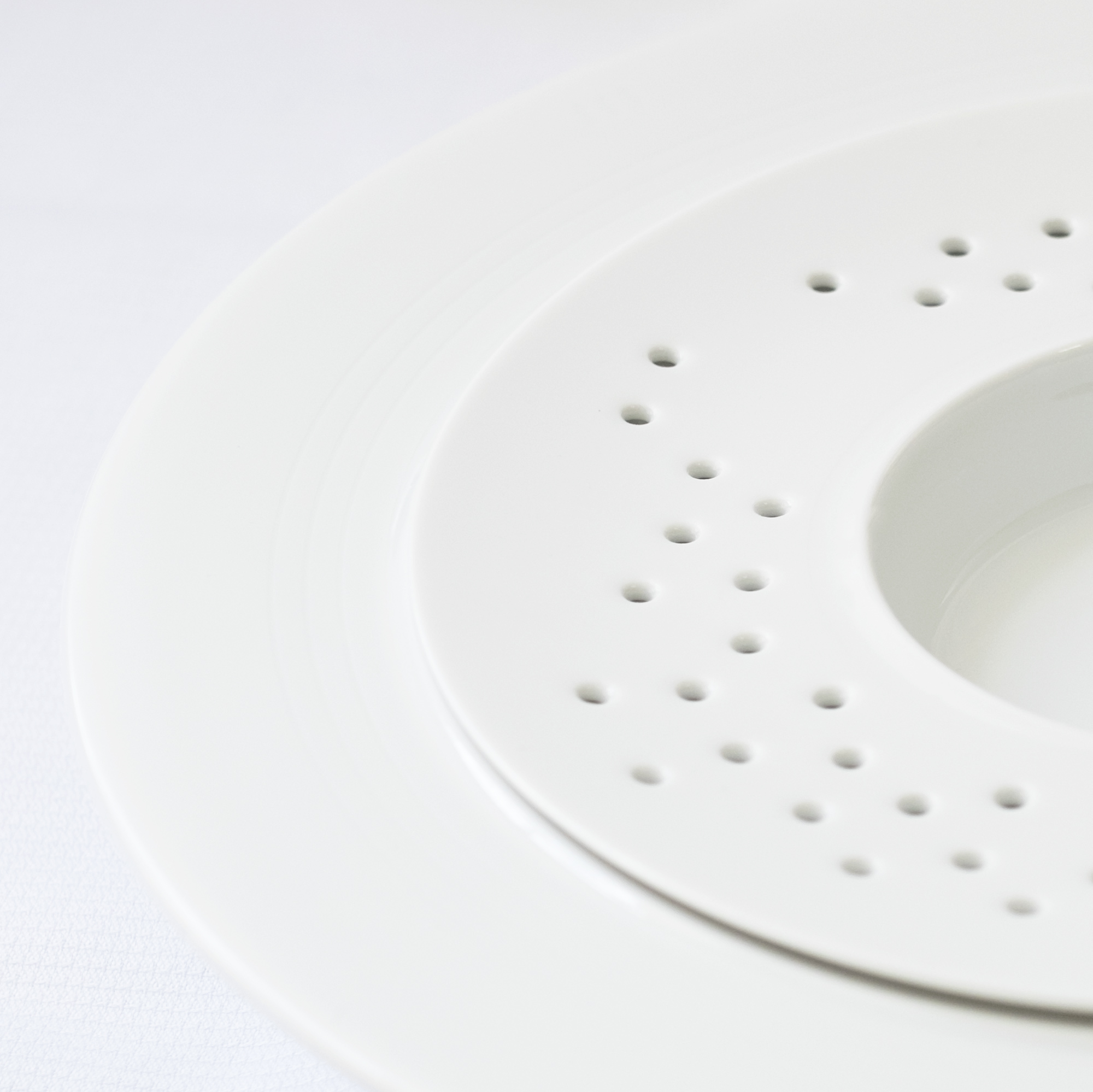RESTAURANT GUY SAVOY Assiette vapeur Porcelaine Design : ... 2014